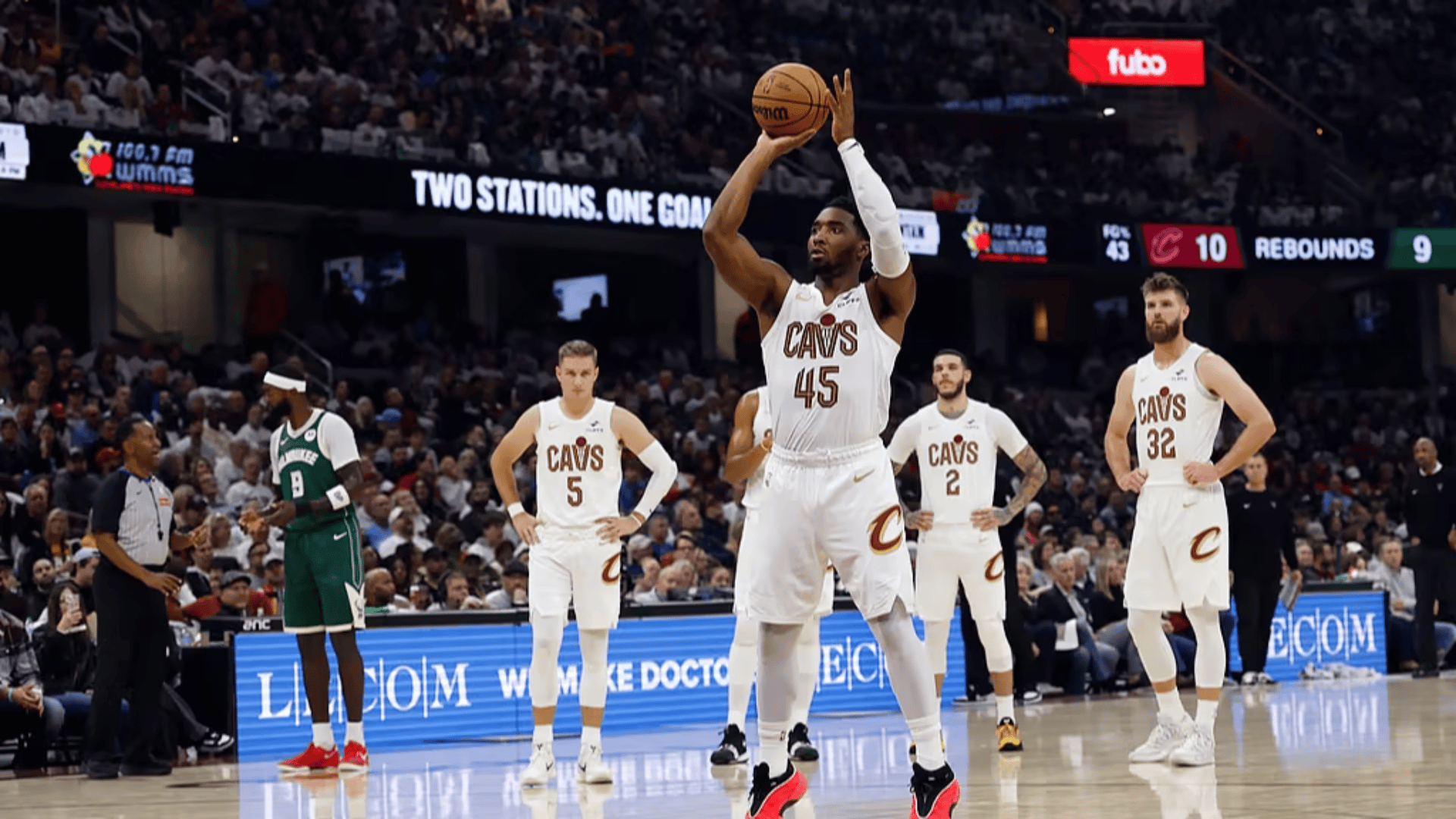 NBA总决赛关键时刻走向成谜,密尔沃基雄鹿队长鼓劲,更衣室稳定,控场能力受关注的简单介绍 NBA总决赛关键时刻走向成谜,密尔沃基雄鹿队长鼓劲,更衣室稳定,控场能力受关注的简单介绍