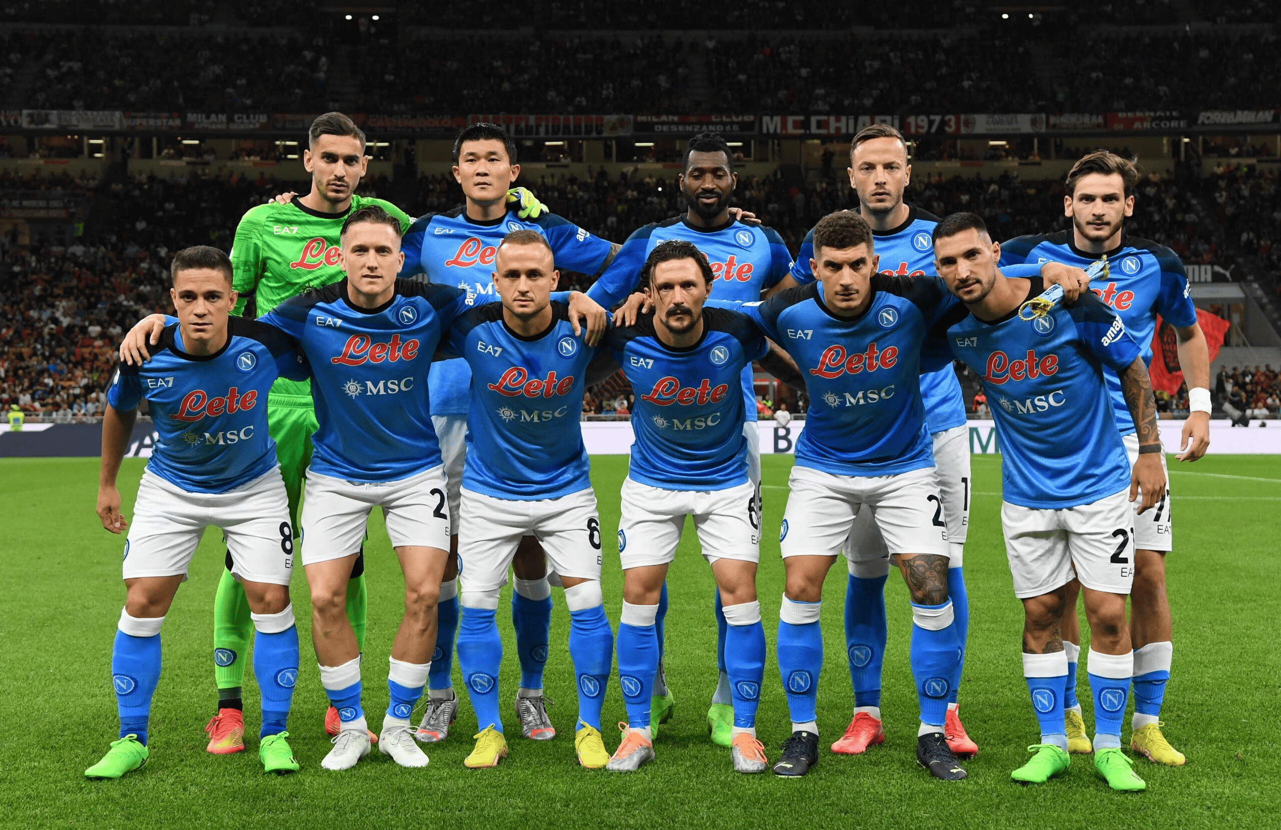 关于里程碑夜！那不勒斯外线爆发；欧冠赛后刷纪录；话题不断；年轻球员得到机会的信息