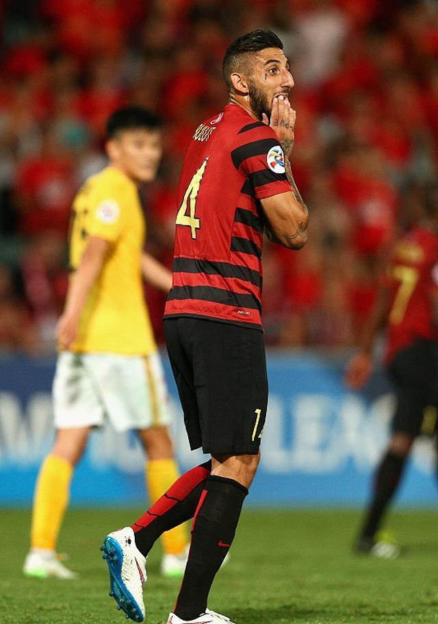 集结日亚冠焦点战,波士顿凯尔特人防线松动,信心回归,资深球员宣示担当的简单介绍 集结日亚冠焦点战,波士顿凯尔特人防线松动,信心回归,资深球员宣示担当的简单介绍